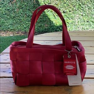 Harvey’s Seatbelt Boxy Red